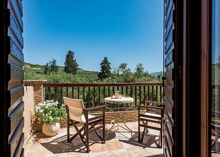 Casa Koukounaria *