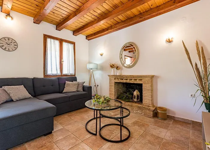 Casa Koukounaria