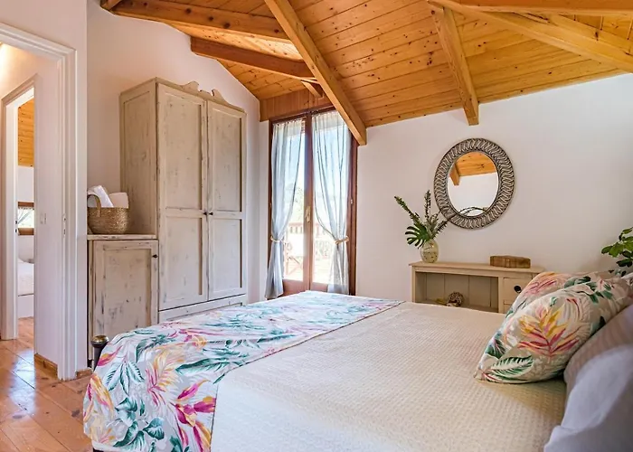 Casa Koukounaria Λιθακιά