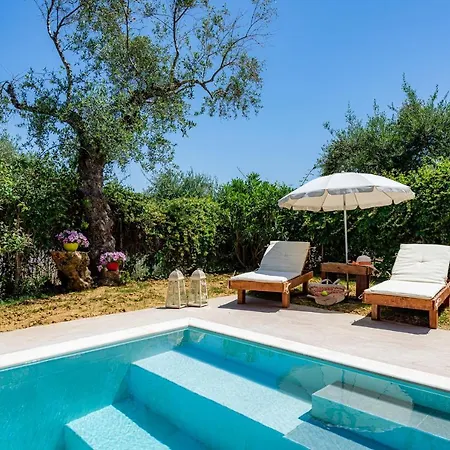 Casa Koukounaria * Литакия